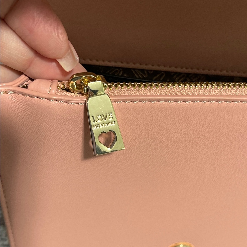 Love Moschino Pink Heart-Studded Crossbody Bag - Picture 11 of 12